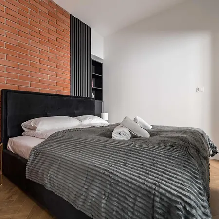 Stojalowskiego Z Widokiem Na - Dream * Bielsko-Biała